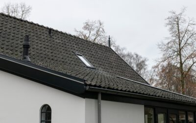 Dak vervangen, boeiboorden en dakraam vernieuwd