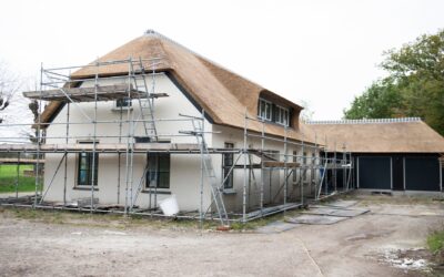 Buitenmuren boerderij in Emst gestuct